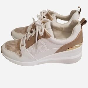 MICHAEL KORS WOMEN WEDGE LOGO PLATFORM SNEAKER SIZE 7.5 | NWOT | worn to try on